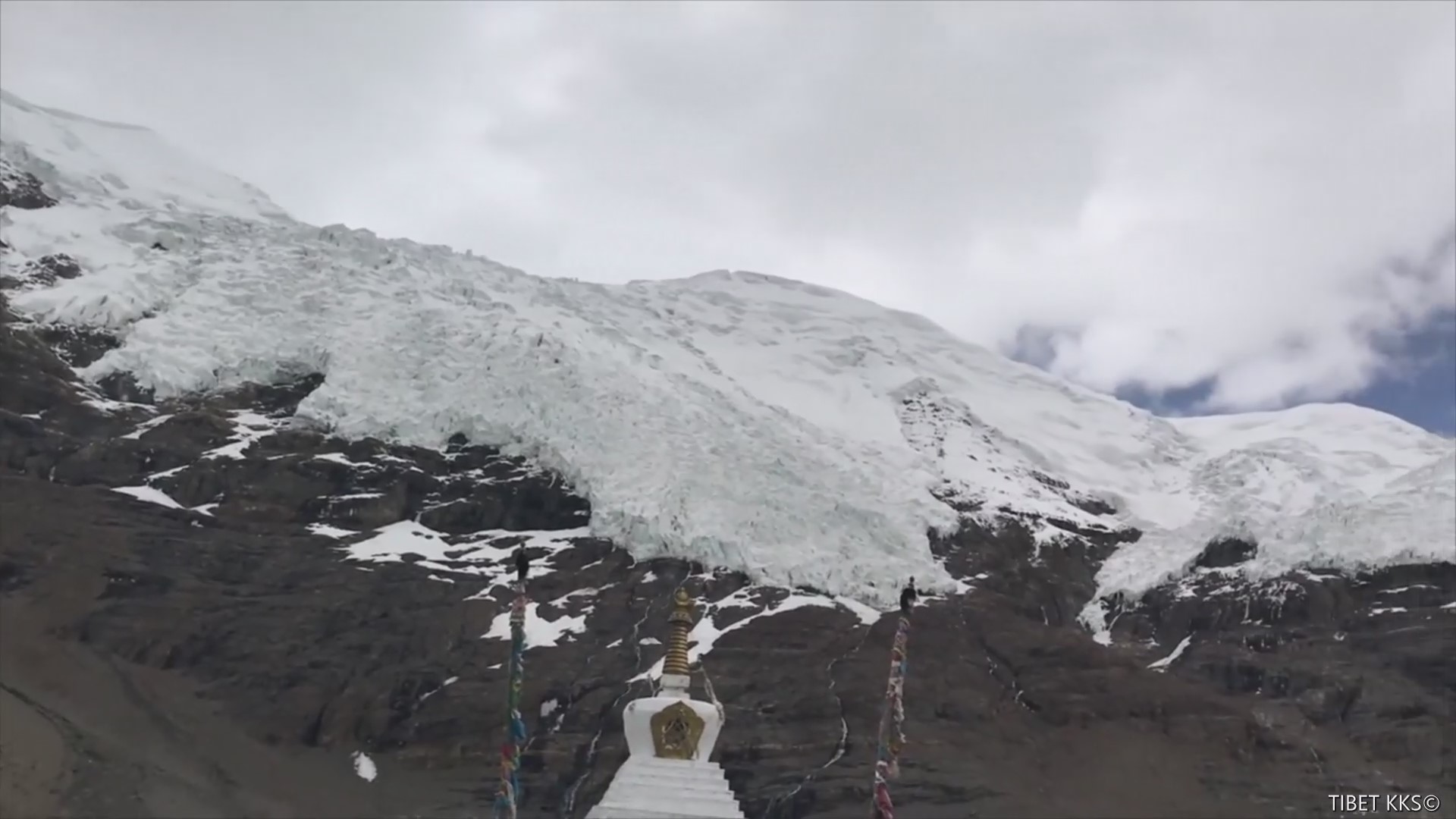 Samding Monastery TIBET : KAROLA GLACIER & SAMDING MONSTERY | Global Odyssey